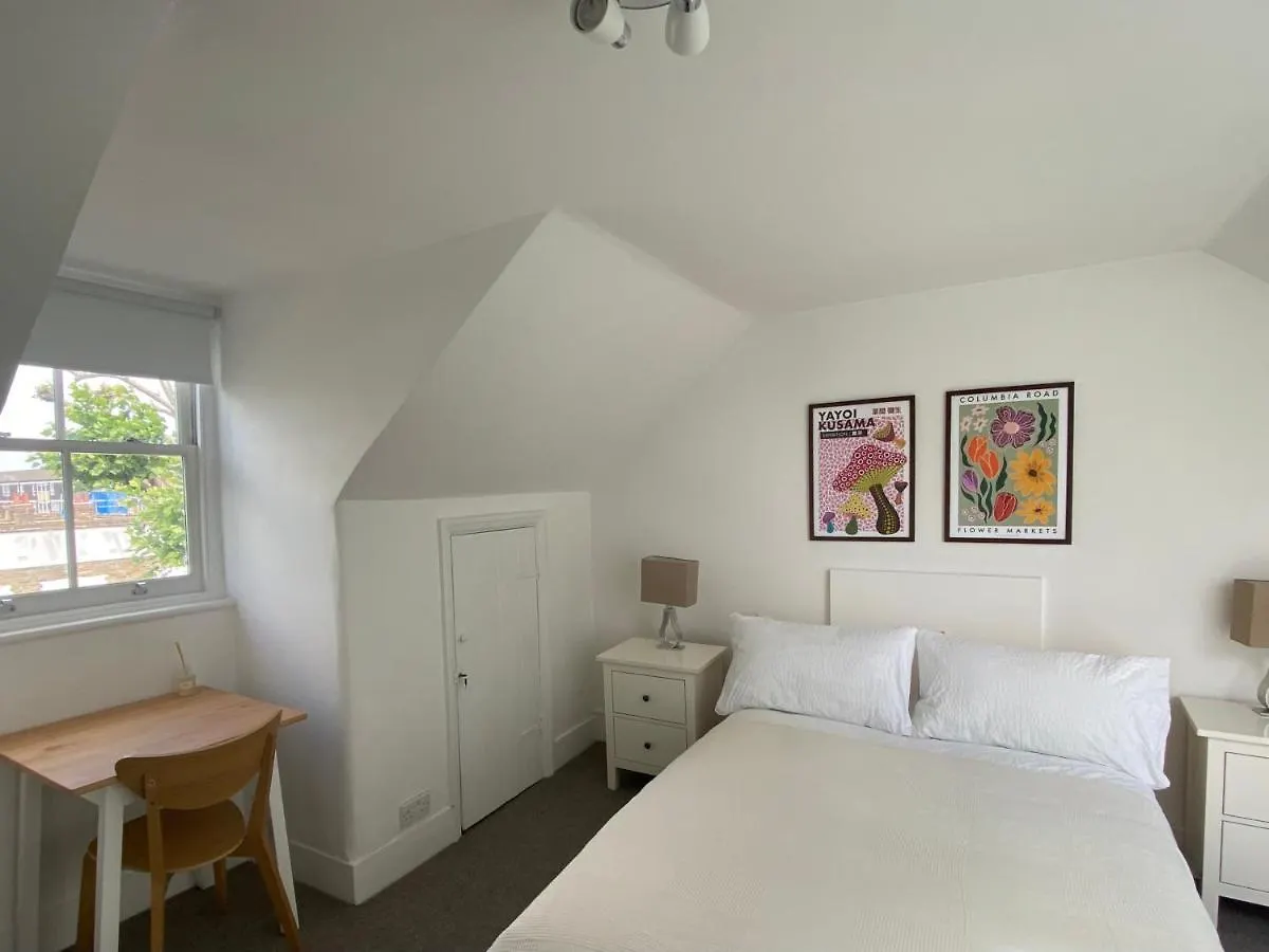 Beautiful Flat In Bow Apartment London